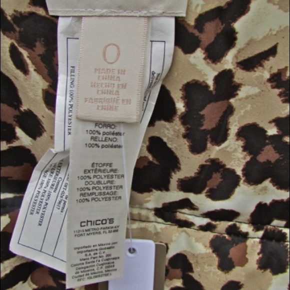 🎉2x’sHPChico’s Reversible Puffer Jacket HP🎉 - Picture 7 of 7